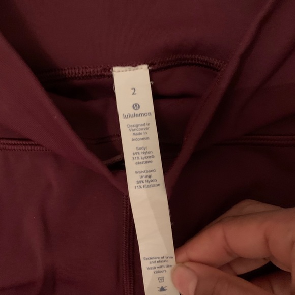 lululemon size 2 cropped leggings - Picture 4 of 4